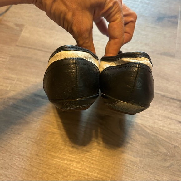 VANS Women's Sophie Leather Oxford Saddle Shoes 7 - Picture 3 of 6